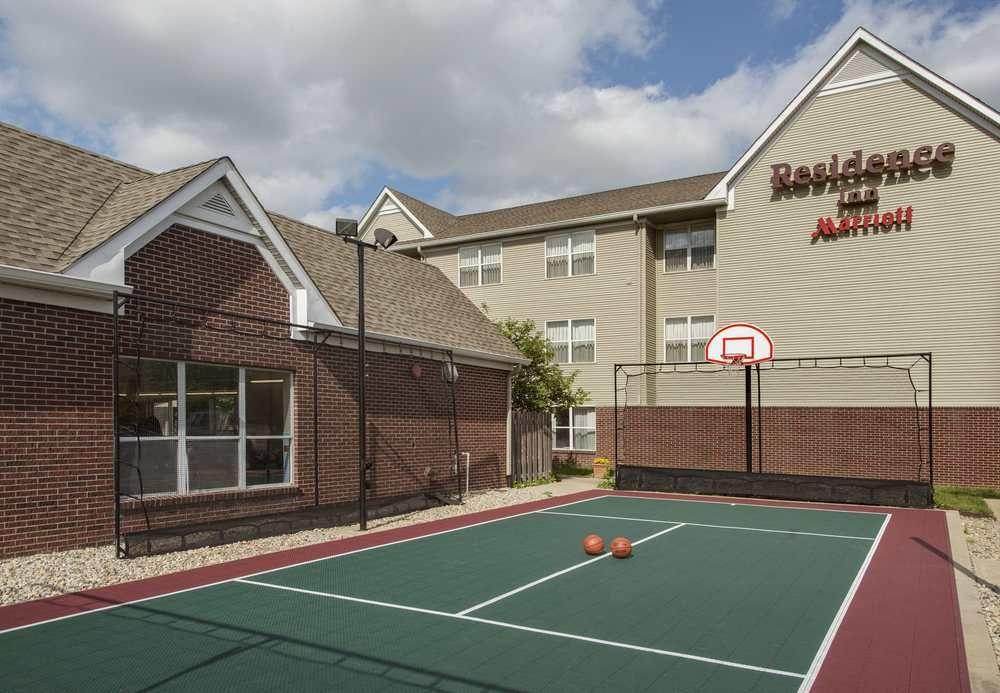Residence Inn Indianapolis Airport Exterior photo