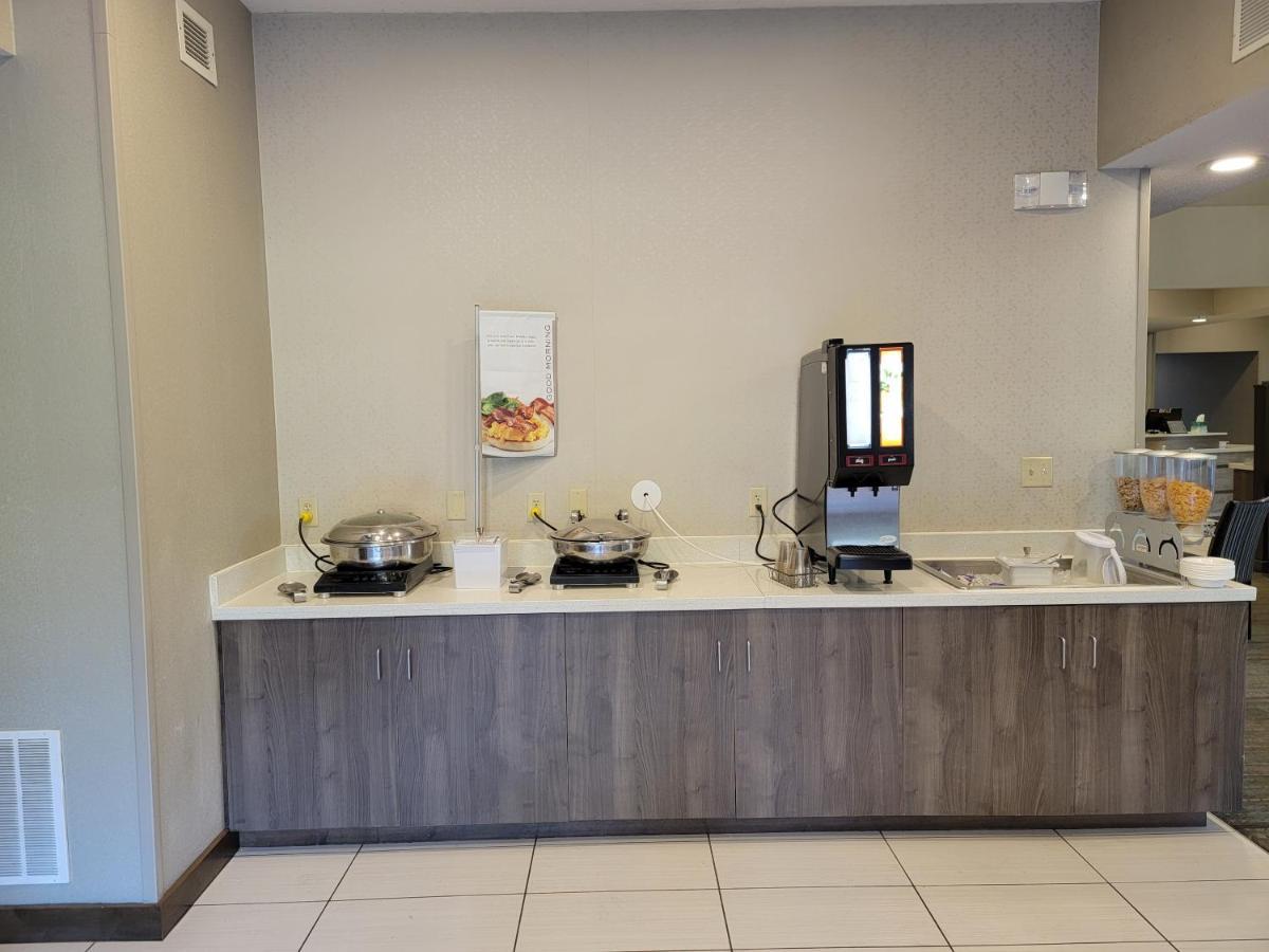 Residence Inn Indianapolis Airport Exterior photo