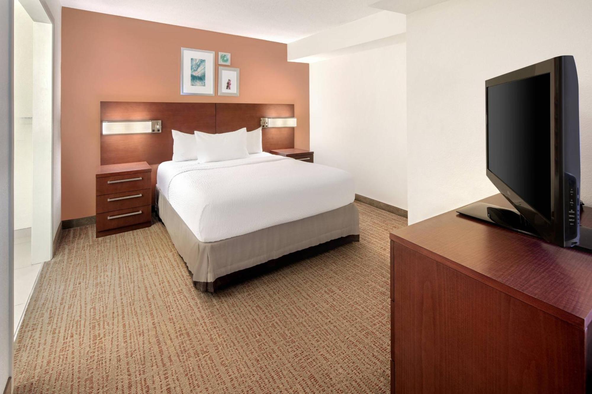 Residence Inn Indianapolis Airport Exterior photo