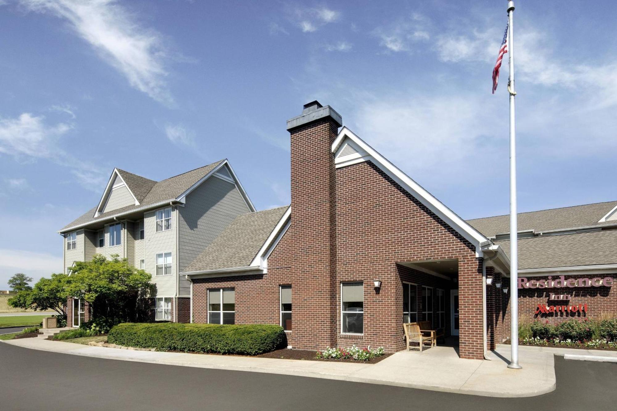 Residence Inn Indianapolis Airport Exterior photo