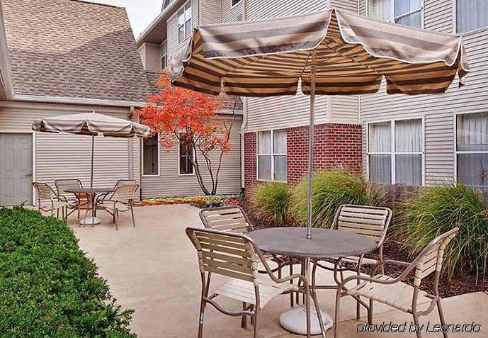 Residence Inn Indianapolis Airport Exterior photo